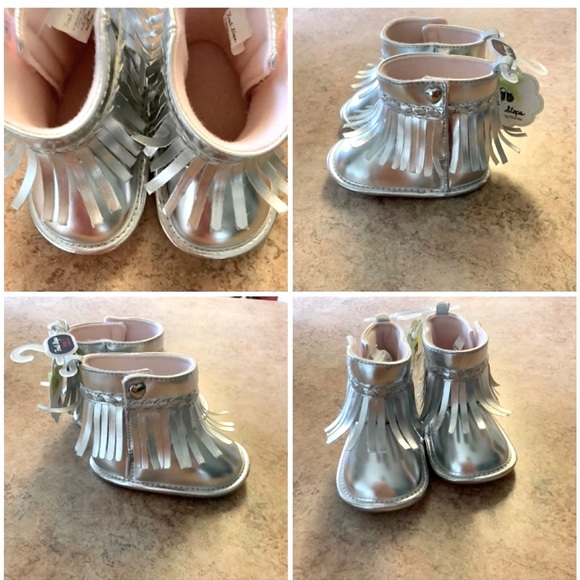 Silver Metallic Fringe Baby Booties - Picture 1 of 1